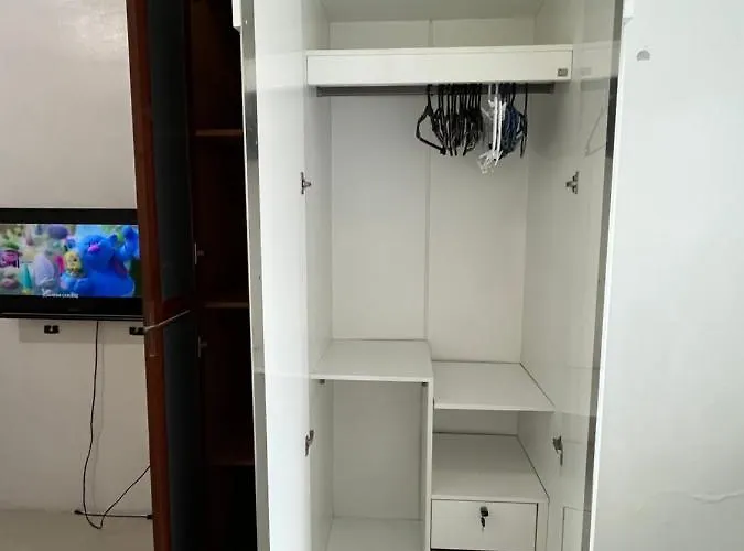 Apartment 1br Jazz Bel-air Makati, Poolview, Trident